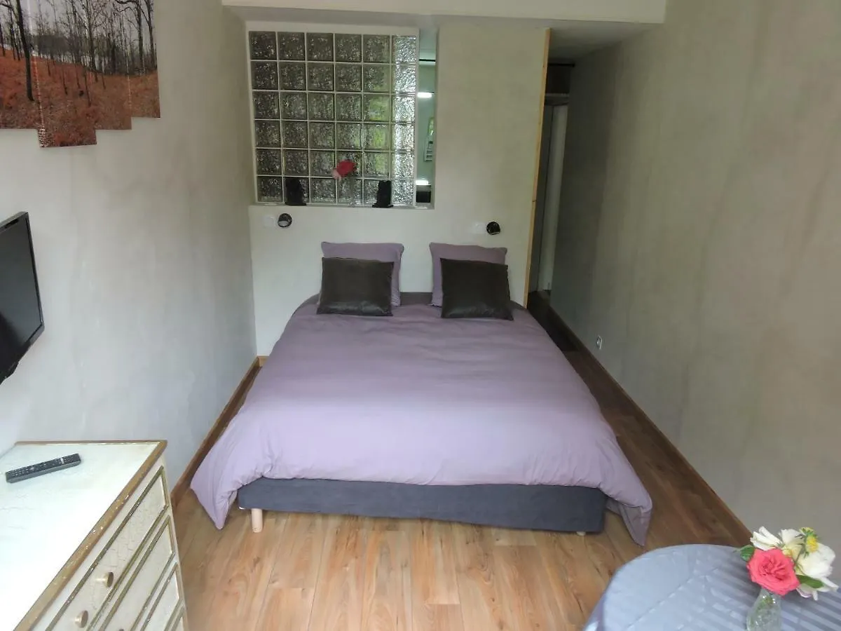 לינה וארוחת בוקר Barbazan Chambres D'Hotes L'Aristou